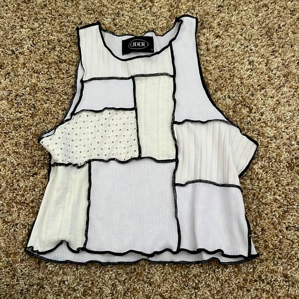 Cider White crop top size small
